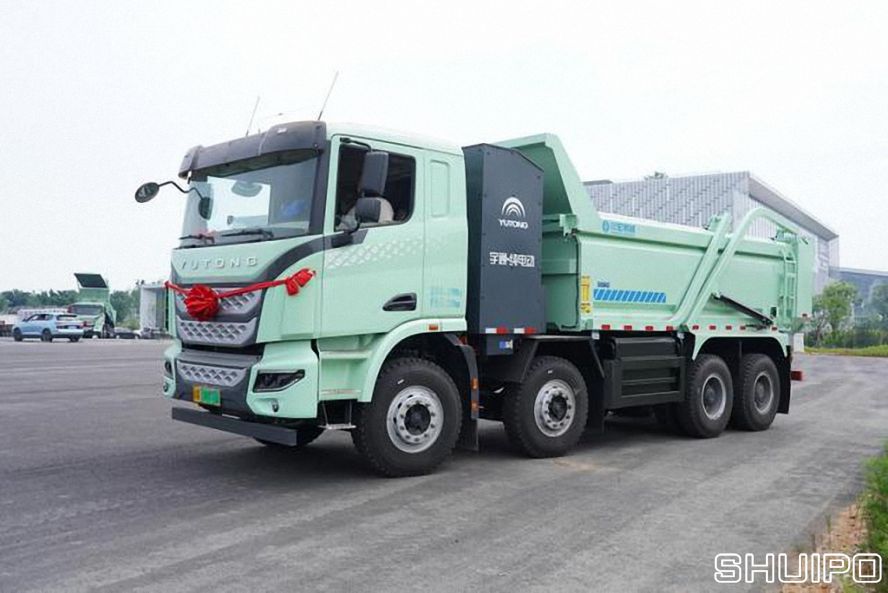 通純電自卸車交付儀式暨戰(zhàn)略合作儀式在成都昱霖隆運輸有限責(zé)任公司舉行 通純電自卸車交付儀式暨戰(zhàn)略合作儀式在成都昱霖隆運輸有限責(zé)任公司舉行